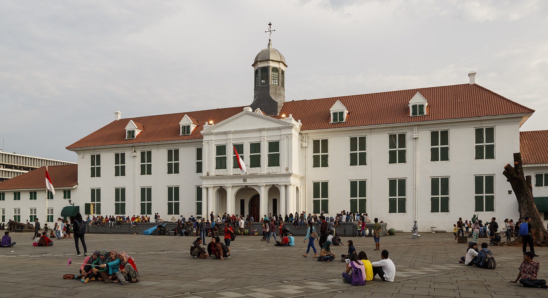 Museum Sejarah Jakarta di bangunan balai kota lama